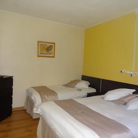 Logies Ocelot Guest house *