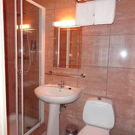 Logies Ocelot Guest house *